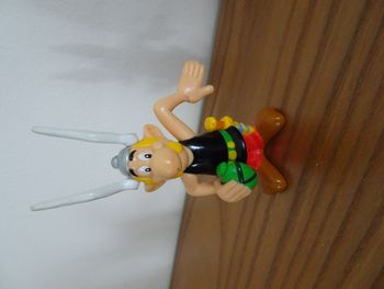 Figurine astérix macdo