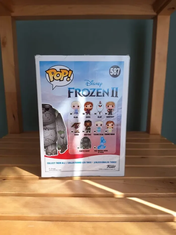 Funko POP Earth Giant n°587 La Reine des Neiges 2 - photo numéro 3