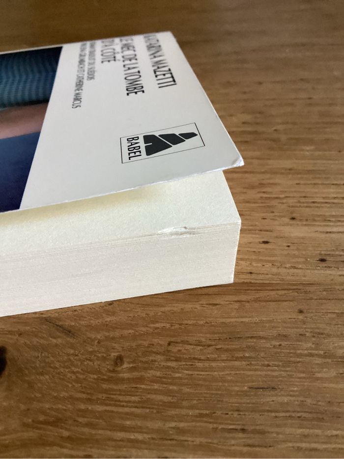 Livre « le mec de la tombe d’à côté » Katarina Mazetti - photo numéro 4