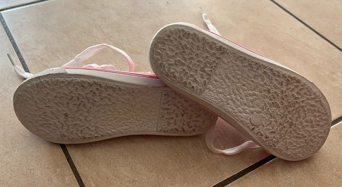 Paire de chaussures en toile / tissu rose pointure 27 - photo numéro 5