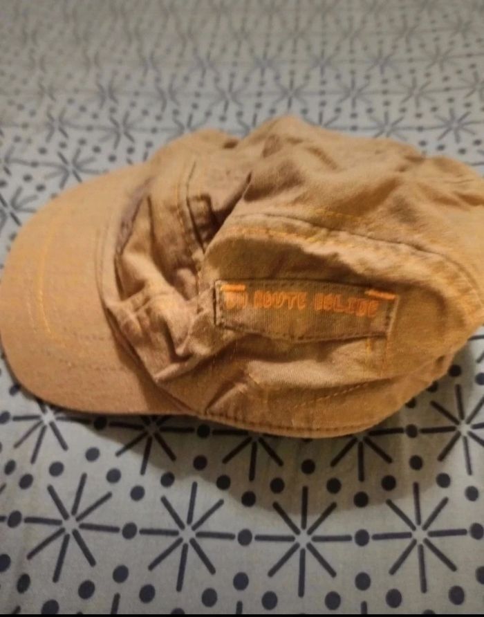Casquette 3/6 mois - photo numéro 2