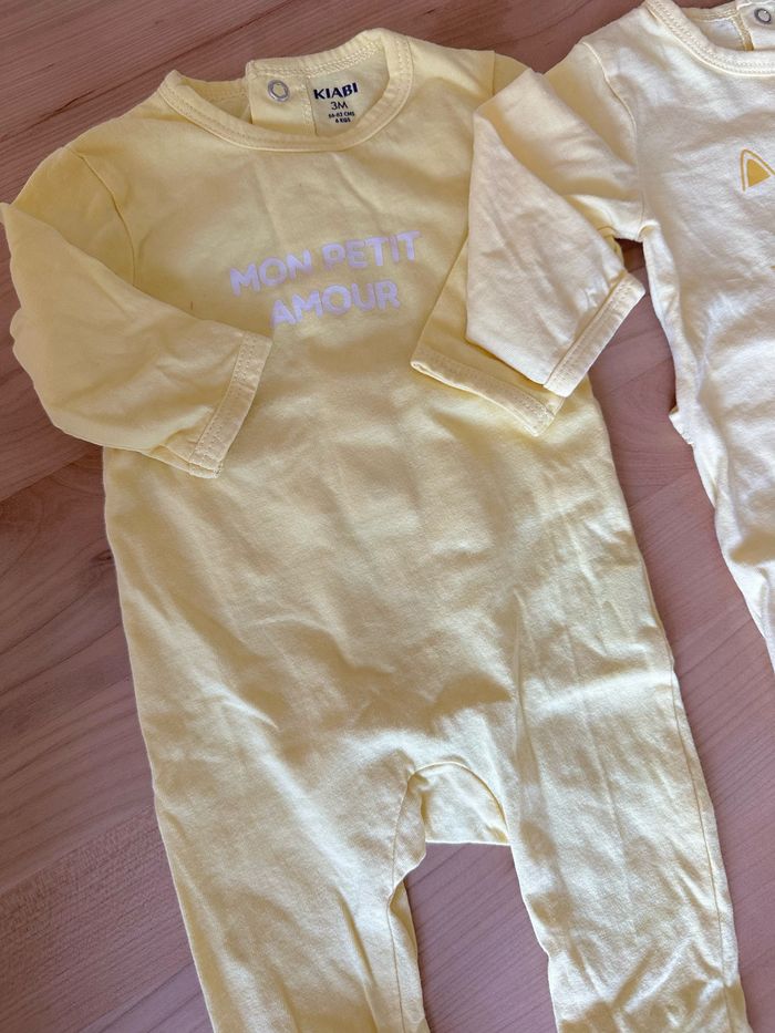 Lot de 2 pyjama jaune Kiabi 3 mois - photo numéro 2