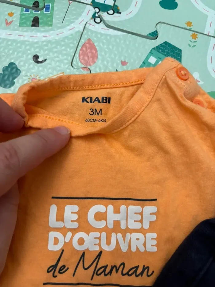 Ensemble t shirt Kiabi et short primark 3 mois - photo numéro 3
