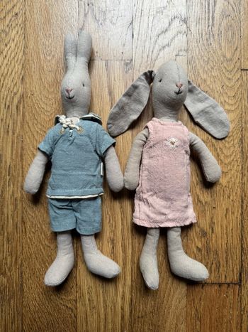Lot de 2 peluches Lapin / Rabbit Maileg TBE