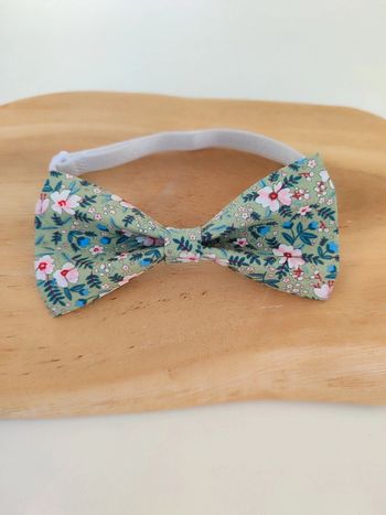 Noeud papillon enfant vert sauge