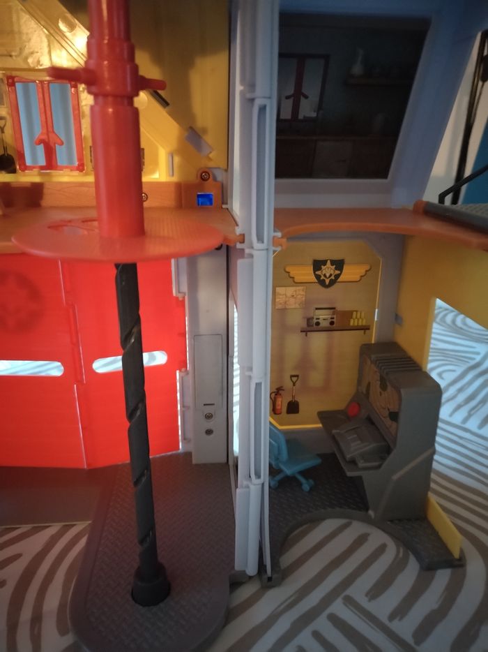 Caserne Sam le pompier - photo numéro 3