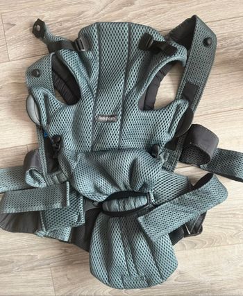Porte bébé babybjorn couleur green