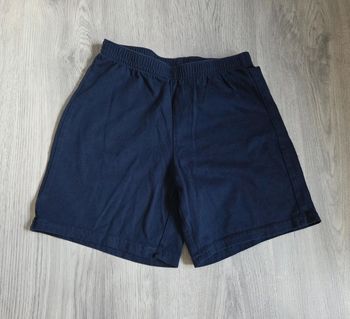 🌸 Short léger de sport 8 ans 🌸