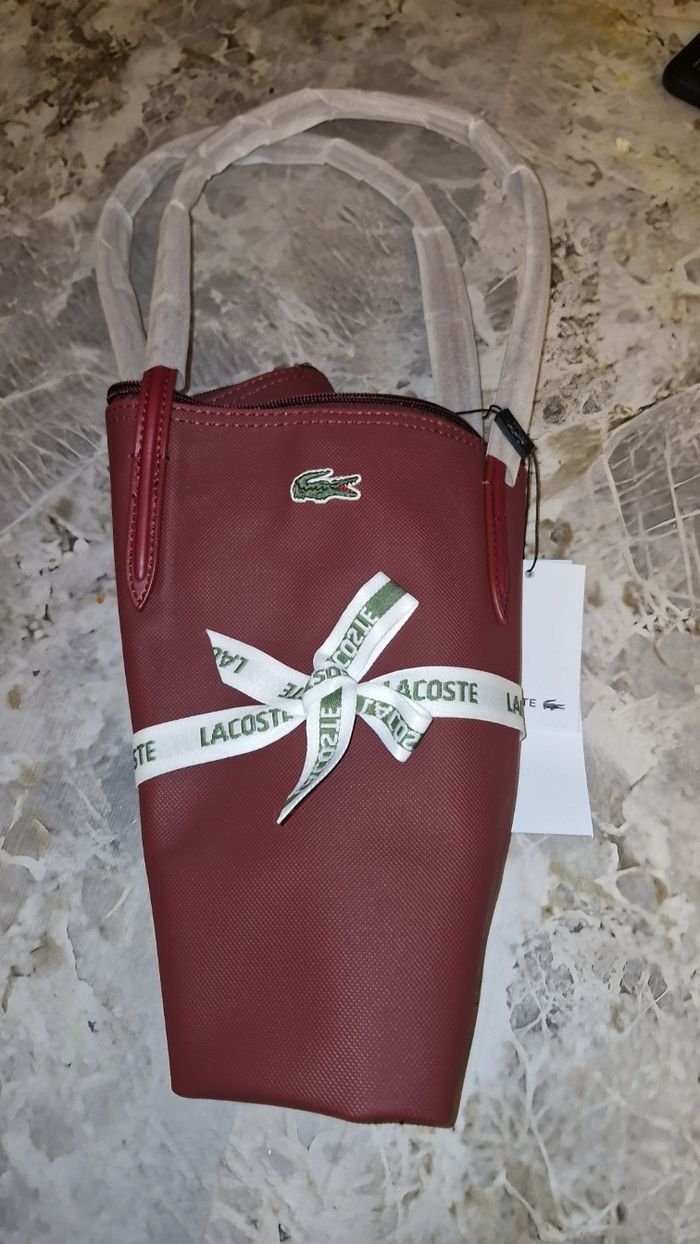 Sac à main bordeaux Lacoste neuf Achat occasion Sacs à main