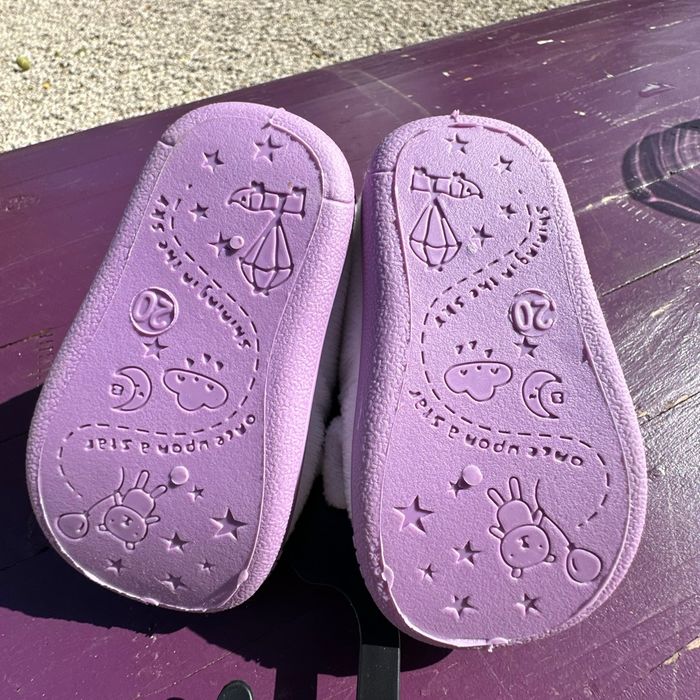 Chaussons Enfants 20 - photo numéro 2