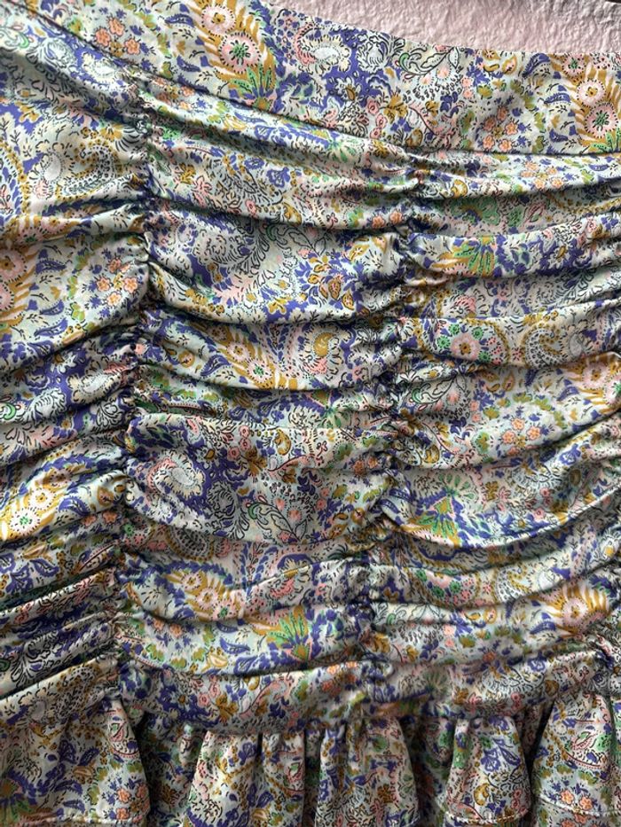 Jupe Zara drapée à motifs taille L - photo numéro 2