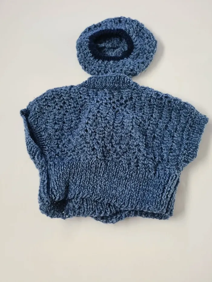 Gilet et bonnet 3 - 6 mois fait main - photo numéro 4