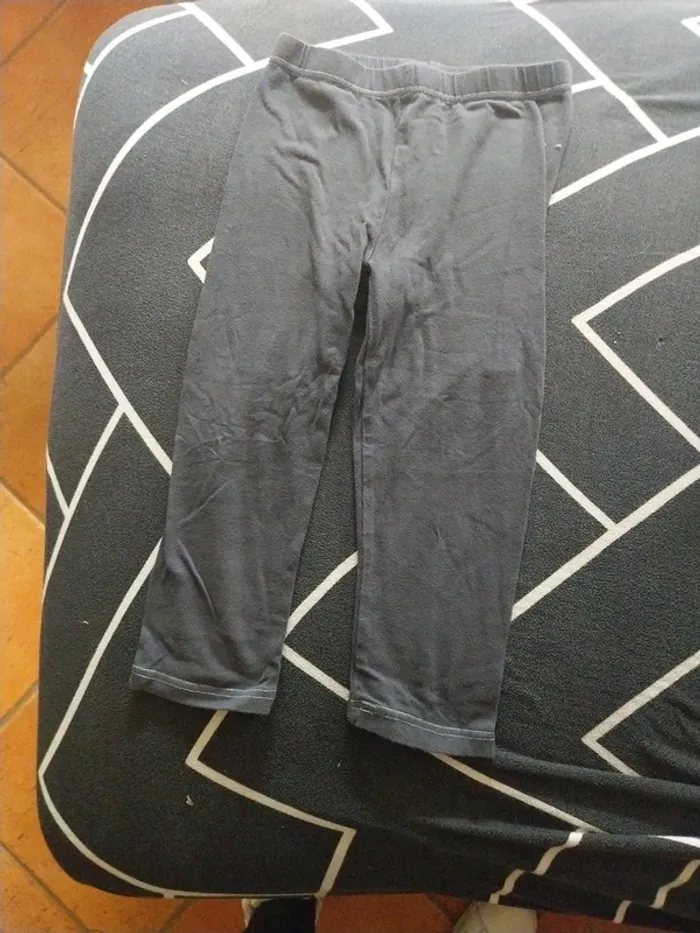 Legginh T7 8ans - photo numéro 3
