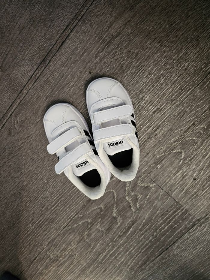 Basket adidas - photo numéro 2