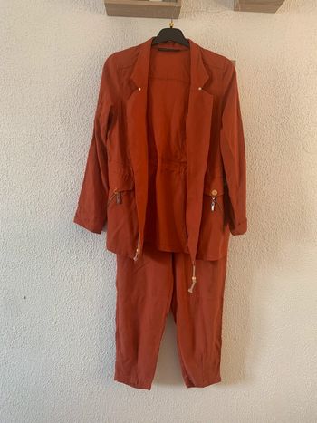 Ensemble veste / pantalon taille 40