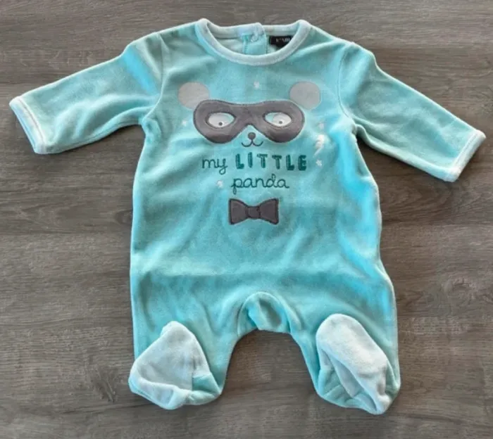 Lot 2 pyjamas 1 mois kiabi - photo numéro 2