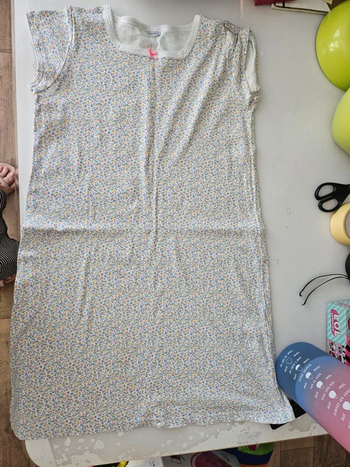 Belle chemise de nuit