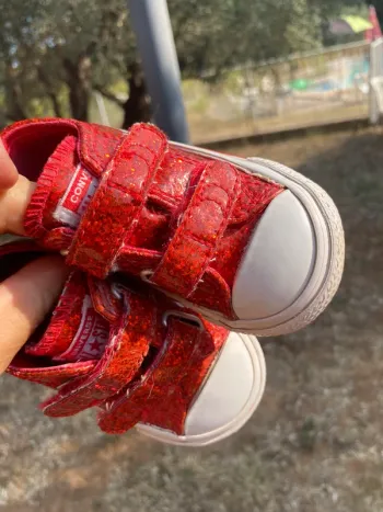 Converse 20 fille rouge pailleté vernis