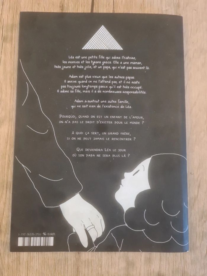 Dans son ombre - photo numéro 2