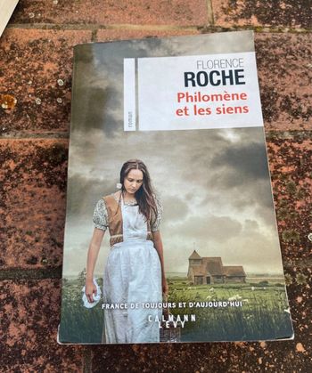 Philomène et les siens