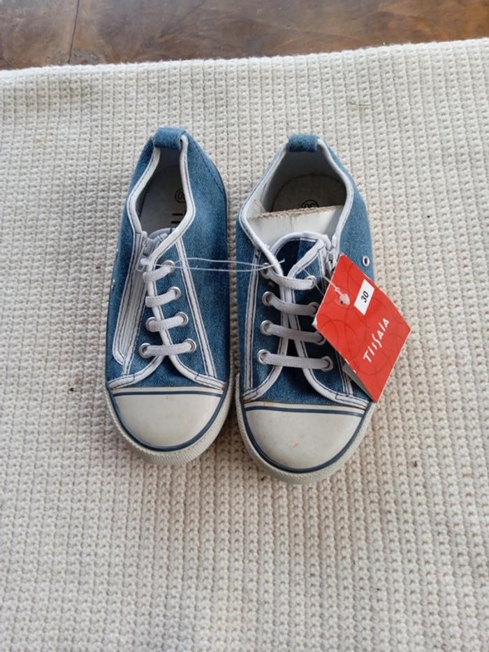 Tennis enfant pointure 30