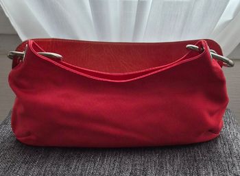 Sac à main corail de chez SEQUOIA