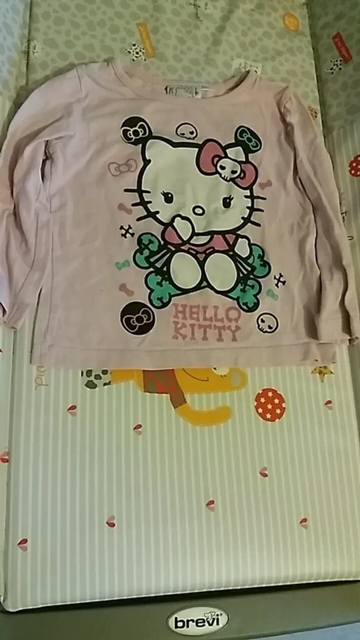 Sous pull coton Hello Kitty 2 ans