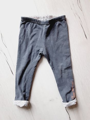 Vêtement bébé fille pantalon gris 18 mois