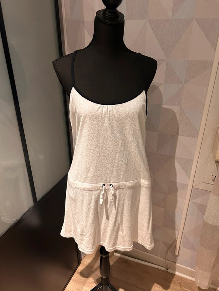 Robe blanc du Nil taille 3