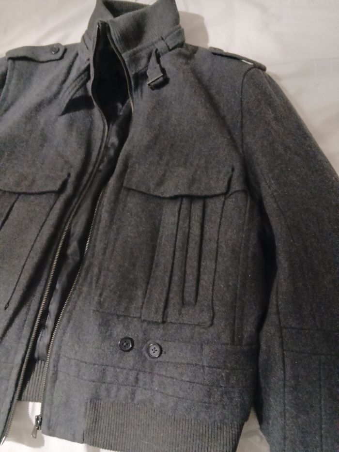 Veste  43 % laine Devred