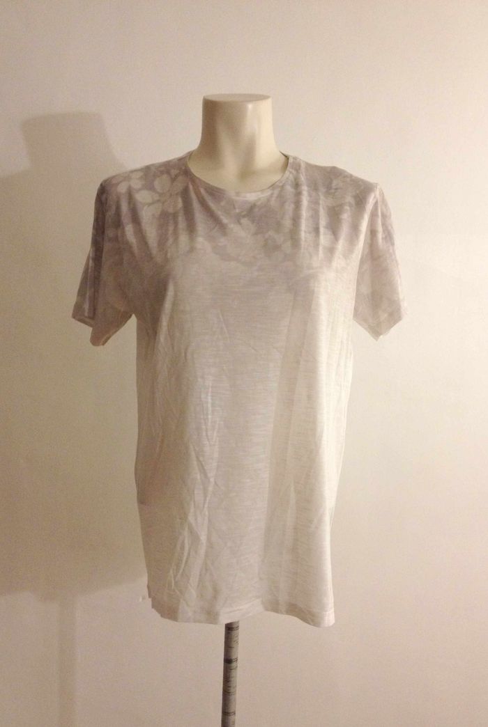 T shirt léger col rond ✧ manches courtes ✧ look masculin ✧ taille 40 ✧Biaggio Jeans - photo numéro 2