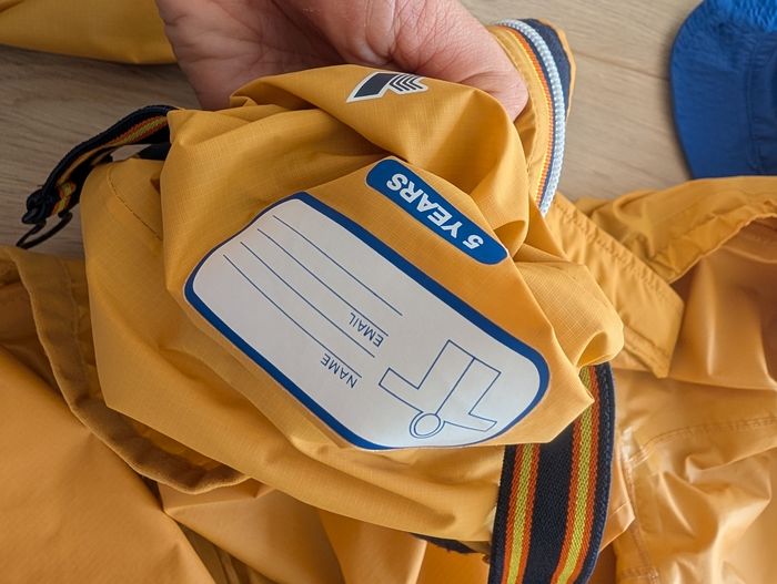 Kway Lacoste 5 ans + bob kway - photo numéro 6