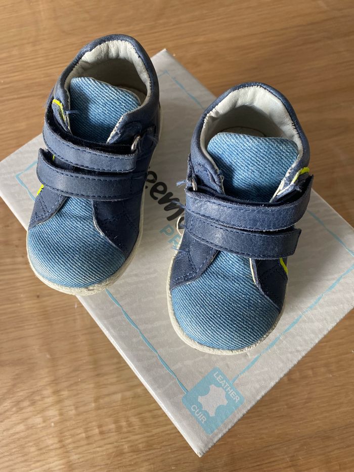 Chaussures taille 20 - photo numéro 2