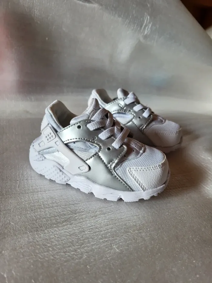 Nike huarache neuf mixte