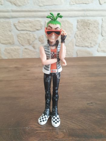 figurine monster hight