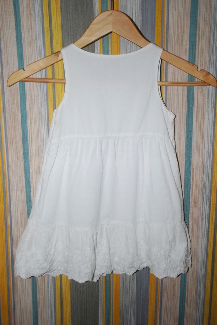 Robe catimini 4 ans - photo numéro 4