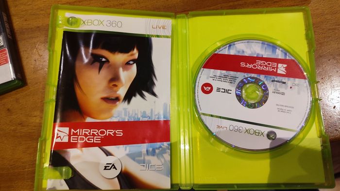 Mirror's edge Xbox 360 - photo numéro 2