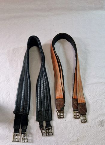 Lot de 2 sangle d'équitation  , cheval