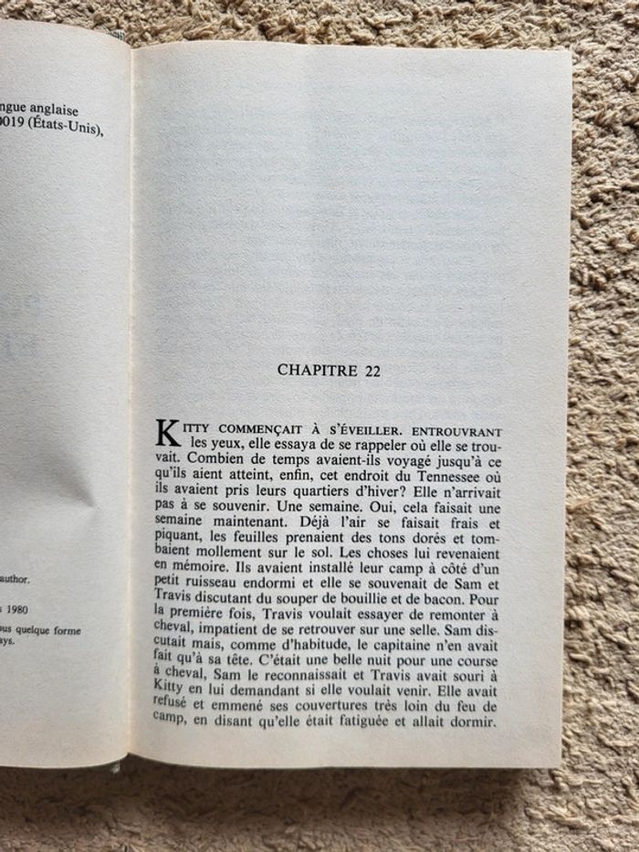 Livre relié "Fanfares pour l'amour et la guerre" de Patricia Hagan - photo numéro 6