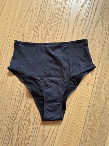 Maillot de bain menstruel Athena XS, neuf 👙
