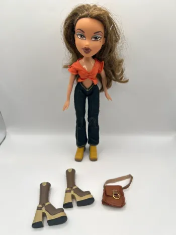 Bratz Yasmin Xpress It! 2002 – Tenue et accessoires