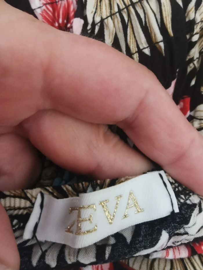 Robe. Noir.Rose . Taille 40. Zeva - photo numéro 7