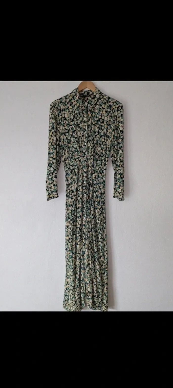 Robe longue à fleurs Zara