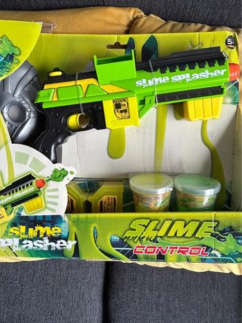 Pistolet SLIME Splash Toys 2 pots de slime compris
