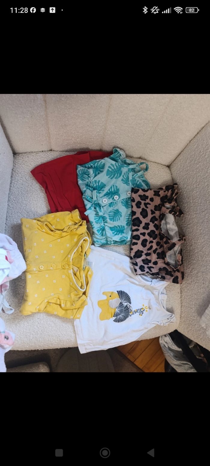 Lot vêtement fille 6 mois - photo numéro 3