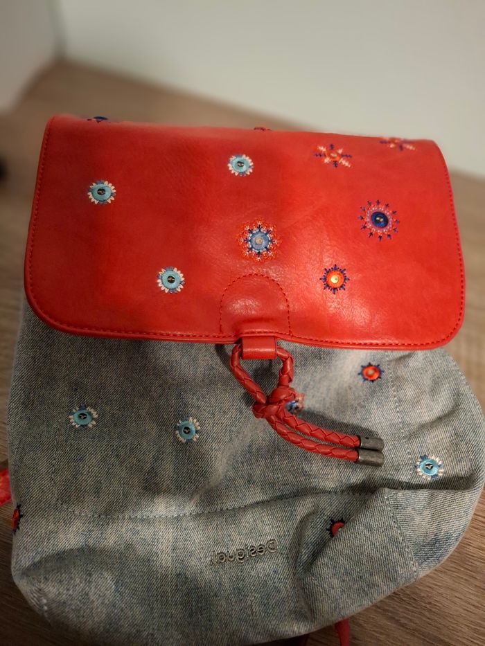 Sac a dos - photo numéro 3