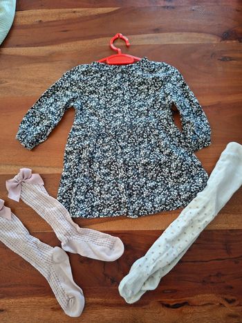 Robe Ikks, collants et chaussettes 12 mois