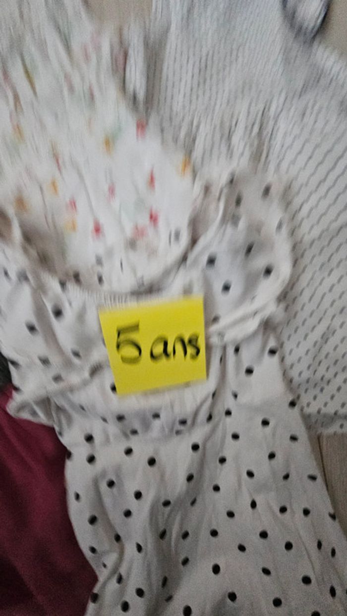 Lot de 4 robes et salopette été taille 5 ans - photo numéro 6