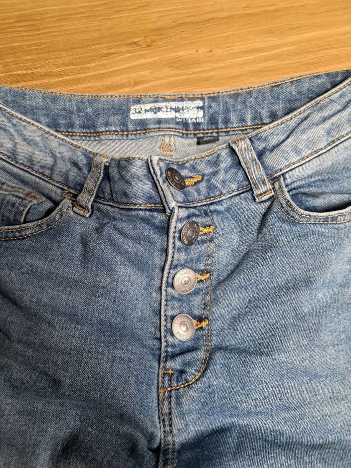 Jean troué skinny T.32 - photo numéro 5