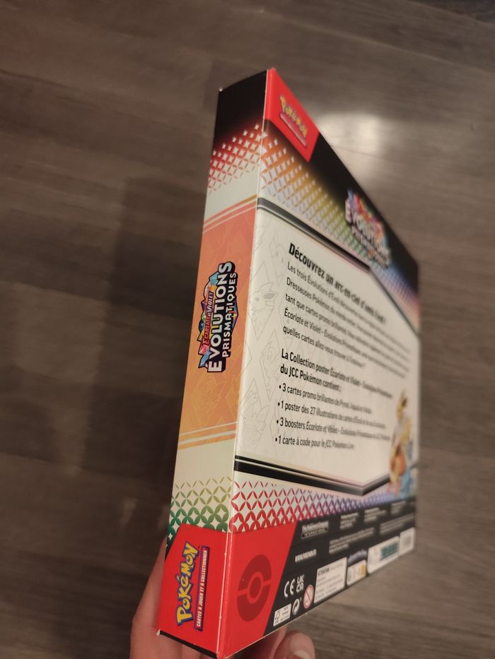 Coffret poster évolutions Prismatiques EV8.5 cartes Pokémon Booster - photo numéro 3